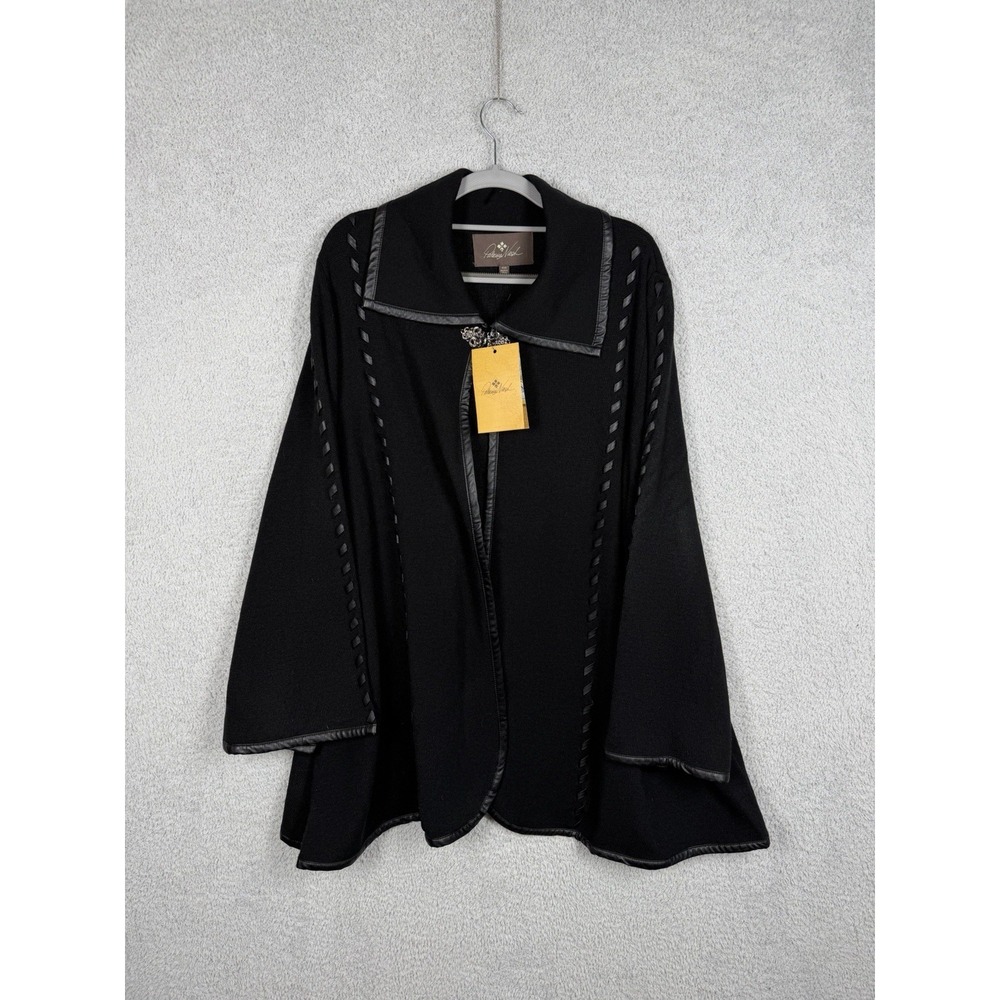 NWT Patricia Nash Women's Sleeved Cape Size XS/S Black